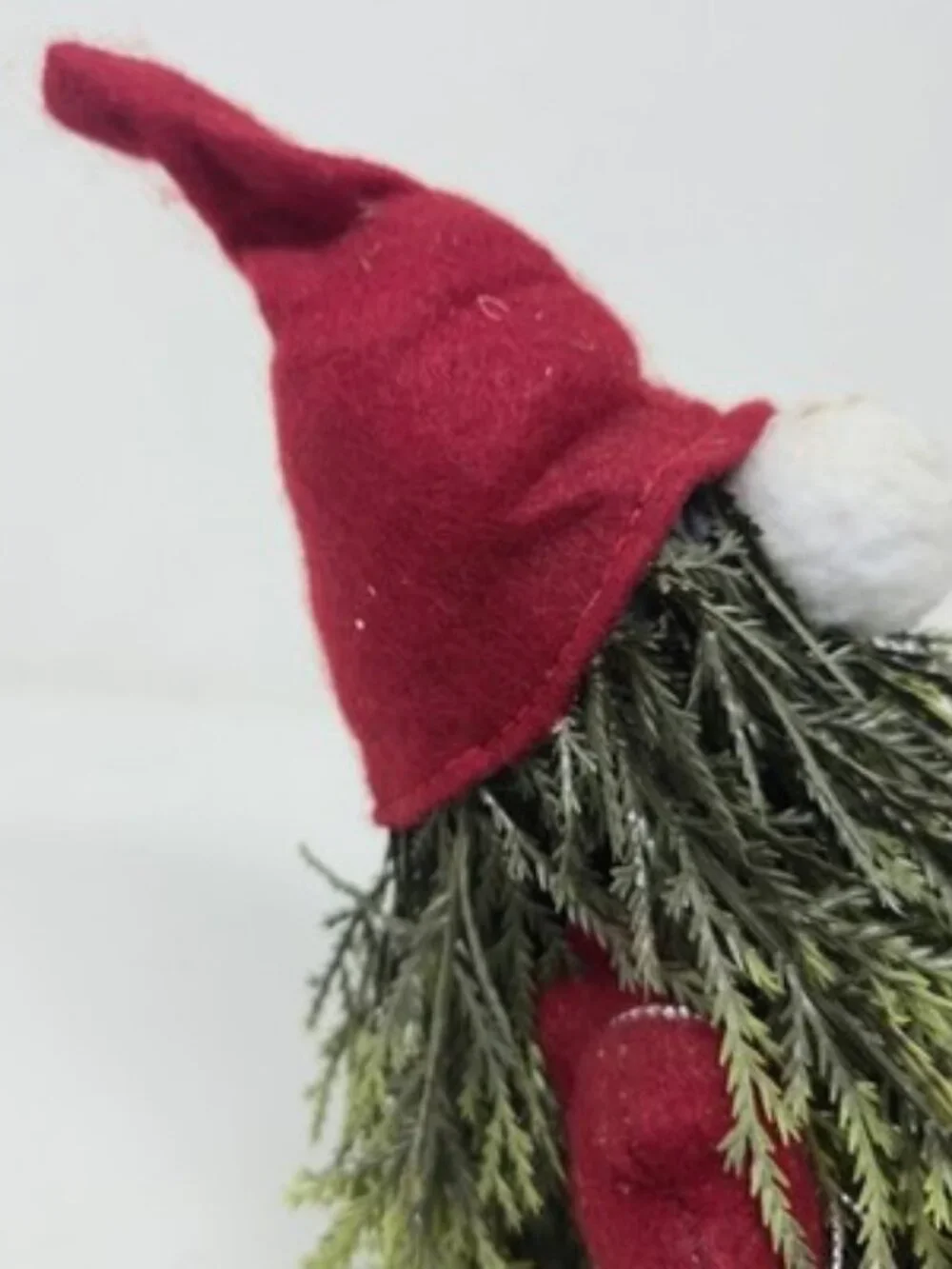 ​Ganz Christmas Gnome Shelf Sitter Red Striped Dangle Legs Pine Needle Beard